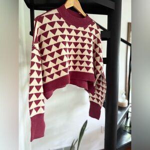 Easy street crop pattern pullover NWOT earth red combo